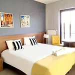 Отель Willanova 3*